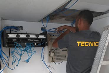Instalación de centrales teléfonicas en toda Caracas y Venezuela